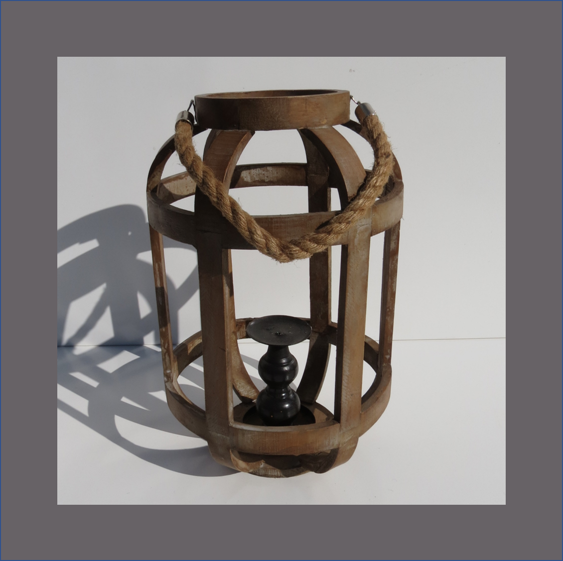 lula-wooden-lantern